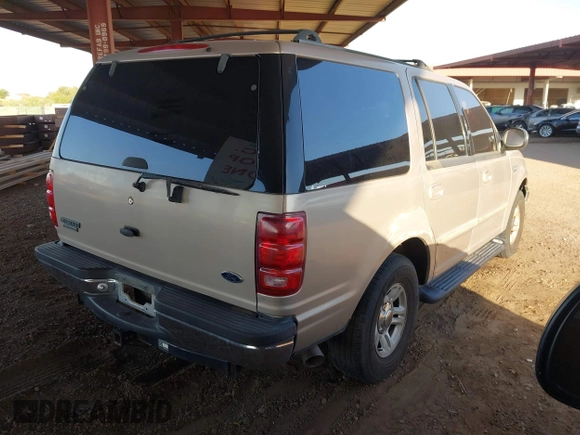 1998 Ford Expedition XLT with VIN 1FMRU1766WLA48035, listed as a IAAI auction lot 42680519 with 203,253 mi miles and . Bid and sale history available at DreamBid. Image 4.