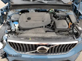 2023 Volvo XC40 Plus Bright Theme with VIN YV4L12UEXP2931841, listed as a Copart auction lot 89308025 with 13,190 mi miles and Salvage Title. Bid and sale history available at carsss.com. Image 12.
