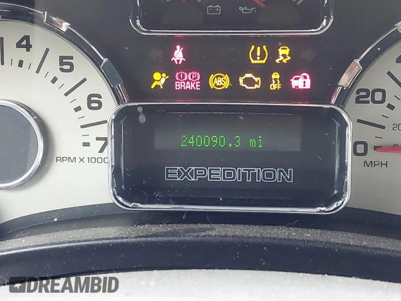 2012 Ford Expedition Max King Ranch with VIN 1FMJK1H59CEF11617, listed as a IAAI auction lot 40992807 with 240,090 mi miles and . Bid and sale history available at DreamBid. Image 16.