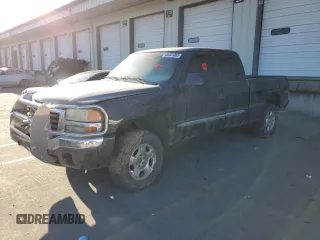 2003 GMC Sierra 1500 SLT z VIN 2GTEK19T531409462, wystawiony jako Copart lot #46401065 z przebiegiem 171 165 mil mil oraz Szkoda całkowita • Salvage title. Historia ofert i sprzedaży dostępna na DreamBid. Obrazek 1.