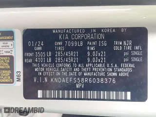 2024 Kia EV9 GT-Line with VIN KNDAEFS58R6038376, listed as a IAAI auction lot 40792514 with 5,677 mi miles. Bid and sale history available at carsss.com. Image 9.