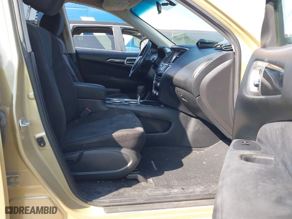 2013 Nissan Pathfinder SL with VIN 5N1AR2MN1DC657885, listed as a IAAI auction lot 41870987 with 167,875 mi miles. Bid and sale history available at carsss.com. Image 5.