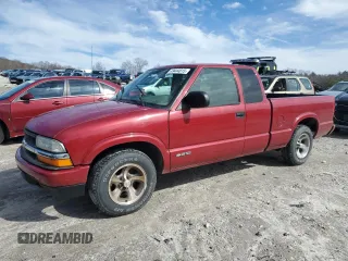 2002 Chevrolet S-10 LS with VIN 1GCCS19WX28149072, listed as a Copart auction lot 49444815 with 57,917 mi miles and Clean Title. Bid and sale history available at carsss.com. Image 1.
