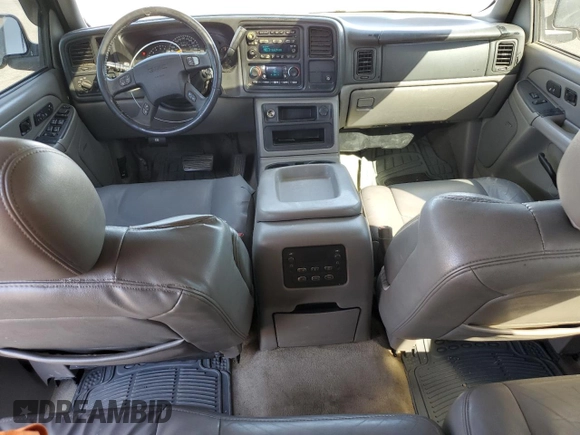 2005 GMC Yukon SLE with VIN 1GKEC13T95J150381, listed as a Copart auction lot 77405144 with 176,516 mi miles and Clean Title. Bid and sale history available at carsss.com. Image 8.