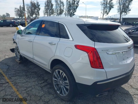 2018 Cadillac XT5 Premium Luxury FWD with VIN 1GYKNERS7JZ244022, listed as a IAAI auction lot 41477926 with 59,862 mi miles. Bid and sale history available at carsss.com. Image 3.