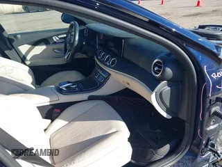 2019 Mercedes-Benz E-Class E 300 with VIN WDDZF4KB8KA592634, listed as a IAAI auction lot 41817498 with 103,676 mi miles. Bid and sale history available at carsss.com. Image 5.