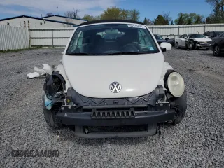 2010 Volkswagen Beetle with VIN 3VWRG3AL6AM010041, listed as a Copart auction lot 54915045 with 95,719 mi miles and Salvage Title. Bid and sale history available at DreamBid. Image 5.
