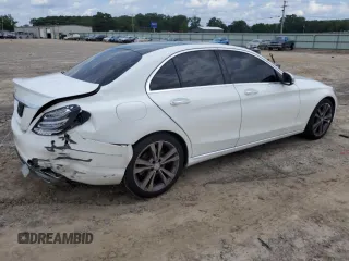 2016 Mercedes-Benz C 300 с VIN 55SWF4JB5GU174320, выставлен на аукционе Copart как лот 60881825 с пробегом 227 724 миль миль и Списание • Salvage title. История ставок и продаж доступна на DreamBid. Изображение 3.