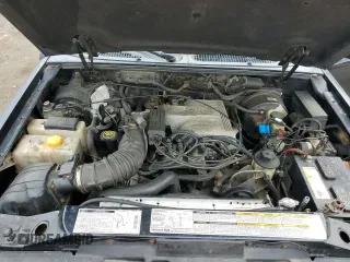 2000 Ford Explorer XLT with VIN 1FMZU83P2YZC66819, listed as a Copart auction lot 59684405 with 298,179 mi miles and Salvage title. Bid and sale history available at DreamBid. Image 11.