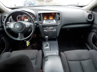 2014 Nissan Maxima SV z VIN 1N4AA5AP9EC438442, wystawiony jako Copart lot #85004034 z przebiegiem 108 924 mil mil oraz Szkody całkowita. Historia ofert i sprzedaży dostępna na DreamBid. Obrazek 8.