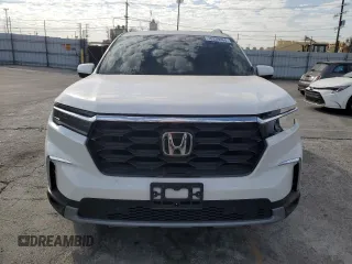 2023 Honda Pilot Elite with VIN 5FNYG1H82PB033222, listed as a Copart auction lot 70339964 with 28,347 mi miles and Salvage Title. Bid and sale history available at carsss.com. Image 5.
