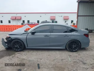 2025 Honda Civic Sport z VIN 2HGFE2F56SH505972, wystawiony jako IAAI lot #41634259 z przebiegiem 11 043 mil mil oraz . Historia ofert i sprzedaży dostępna na DreamBid. Obrazek 15.