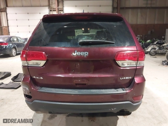 2018 Jeep Grand Cherokee Laredo E with VIN 1C4RJFAG9JC359284, listed as a IAAI auction lot 41032232 with 163,679 mi miles. Bid and sale history available at carsss.com. Image 16.
