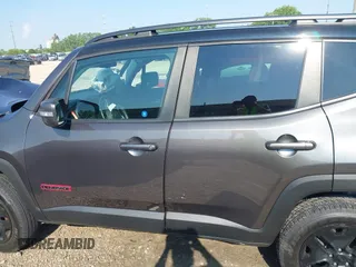 2018 Jeep Renegade Trailhawk with VIN ZACCJBCB1JPH50649, listed as a IAAI auction lot 42476911 with 84,530 mi miles and . Bid and sale history available at DreamBid. Image 15.
