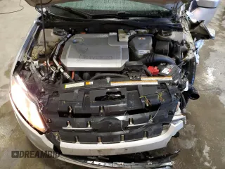 2010 Ford Fusion Hybrid with VIN 3FADP0L32AR142750, listed as a Copart auction lot 62395305 with 144,384 mi miles and Salvage title. Bid and sale history available at DreamBid. Image 11.
