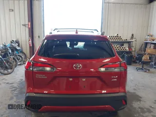 2024 Toyota Corolla Cross XLE with VIN 7MUDAABG3RV088783, listed as a IAAI auction lot 42433593 with 11,687 mi miles and . Bid and sale history available at DreamBid. Image 17.