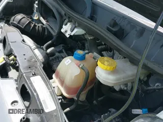 2015 Ram ProMaster Cargo z VIN 3C6URVHG1FE514209, wystawiony jako IAAI lot #42478186 z przebiegiem 64 998 mil mil oraz . Historia ofert i sprzedaży dostępna na DreamBid. Obrazek 19.