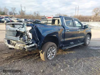2019 Chevrolet Silverado 1500 LTZ with VIN 3GCUYGED4KG159973, listed as a IAAI auction lot 41210958 with 32,046 mi miles. Bid and sale history available at carsss.com. Image 6.