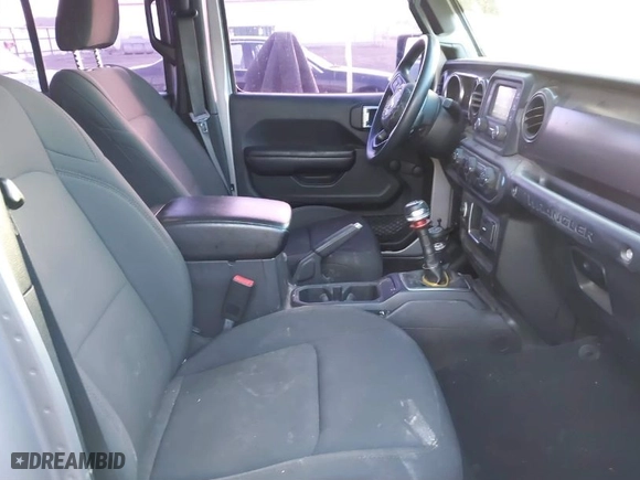 2018 Jeep Wrangler Unlimited Sport S with VIN 1C4HJXDG1JW183052, listed as a IAAI auction lot 41372557 with 56,076 mi miles. Bid and sale history available at carsss.com. Image 5.
