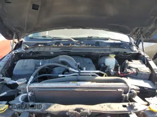 2018 Ram 1500 Tradesman z VIN 1C6RR7ST7JS102633, wystawiony jako Copart lot #72438884 z przebiegiem 84 725 mil mil oraz Szkoda całkowita • Salvage title. Historia ofert i sprzedaży dostępna na DreamBid. Obrazek 11.