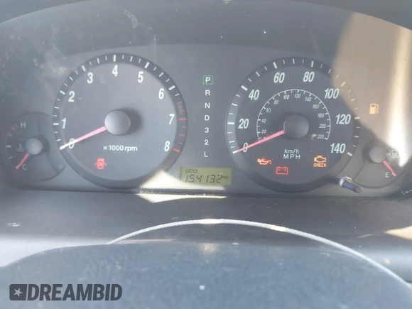 2006 Hyundai Elantra GLS z VIN KMHDN46D96U376682, wystawiony jako IAAI lot #41833630 z przebiegiem 154 132 mil mil oraz . Historia ofert i sprzedaży dostępna na DreamBid. Obrazek 7.