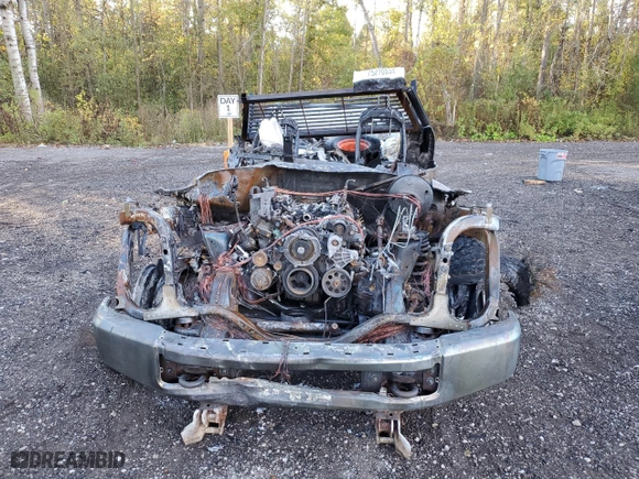 2022 Ford Super Duty F-350 SRW XL with VIN 1FTRF3BN5NEE72298, listed as a Copart auction lot 75270034 with 0 mi miles and Non Repairable. Bid and sale history available at carsss.com. Image 5.