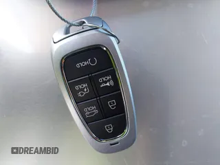 2024 Hyundai Ioniq 5 SEL z VIN KM8KN4DEXRU292121, wystawiony jako IAAI lot #42134633 z przebiegiem 9 266 mil mil oraz . Historia ofert i sprzedaży dostępna na DreamBid. Obrazek 11.