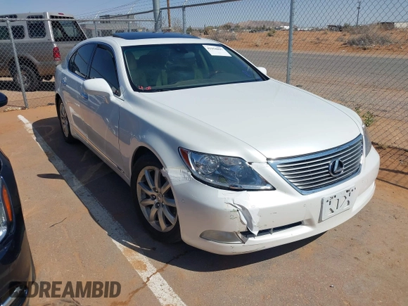 2007 Lexus LS 460 with VIN JTHBL46F275017817, listed as a IAAI auction lot 41958897 with 100,301 mi miles and . Bid and sale history available at DreamBid. Image 1.
