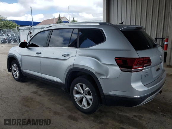 2018 Volkswagen Atlas SEL z VIN 1V2ER2CAXJC508499, wystawiony jako Copart lot #55501365 z przebiegiem 183 840 mil mil oraz Szkoda całkowita • Salvage title. Historia ofert i sprzedaży dostępna na DreamBid. Obrazek 2.