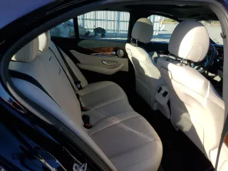 2019 Mercedes-Benz E 450 with VIN WDDZF6JB0KA515463, listed as a Copart auction lot 46829745 with 32,356 mi miles and Salvage Title. Bid and sale history available at DreamBid. Image 10.