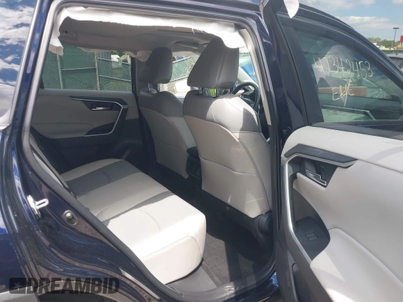 2024 Toyota RAV4 XLE Premium with VIN 2T3A1RFV4RW411404, listed as a IAAI auction lot 42342453 with 20,741 mi miles and . Bid and sale history available at DreamBid. Image 8.