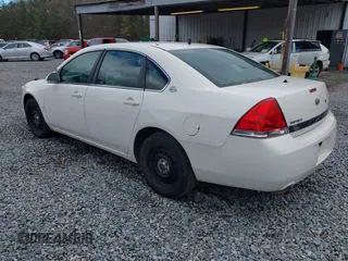 2008 Chevrolet Impala Police Police with VIN 2G1WS553381283636, listed as a IAAI auction lot 41268675 with 207,423 mi miles. Bid and sale history available at carsss.com. Image 3.