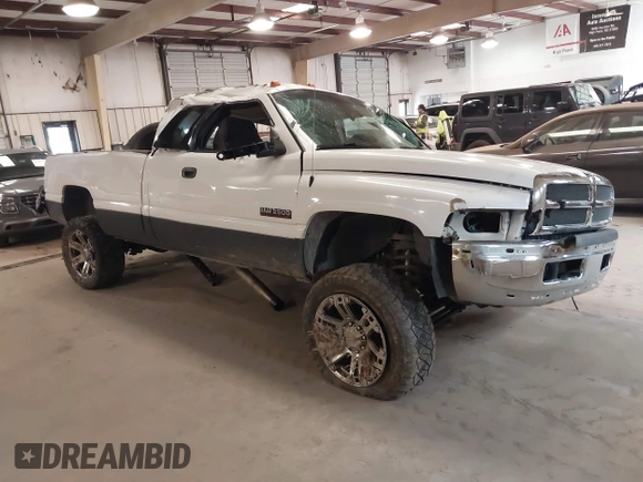 2001 Dodge Ram 2500 with VIN 1B7KF23631J609940, listed as a IAAI auction lot 41502861 with 1 mi miles. Bid and sale history available at carsss.com. Image 1.