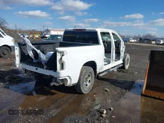 2021 Chevrolet Silverado 1500 RST with VIN 3GCUYEETXMG313438, listed as a IAAI auction lot 41536625 with 1 mi miles. Bid and sale history available at carsss.com. Image 4.