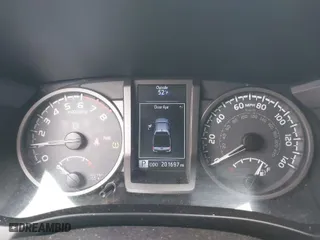 2016 Toyota Tacoma SR with VIN 3TMCZ5ANXGM010164, listed as a IAAI auction lot 41802736 with 201,697 mi miles. Bid and sale history available at carsss.com. Image 7.