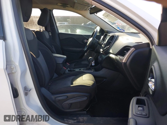 2017 Jeep Cherokee Altitude с VIN 1C4PJLAB0HW507745, выставлен на аукционе IAAI как лот 41360572 с пробегом 102 620 миль миль и . История ставок и продаж доступна на DreamBid. Изображение 5.