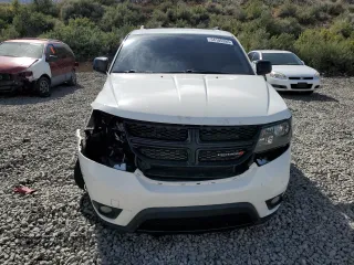 2018 Dodge Journey SXT with VIN 3C4PDCBG4JT172213, listed as a Copart auction lot 54105285 with 64,480 mi miles and Salvage title. Bid and sale history available at DreamBid. Image 5.