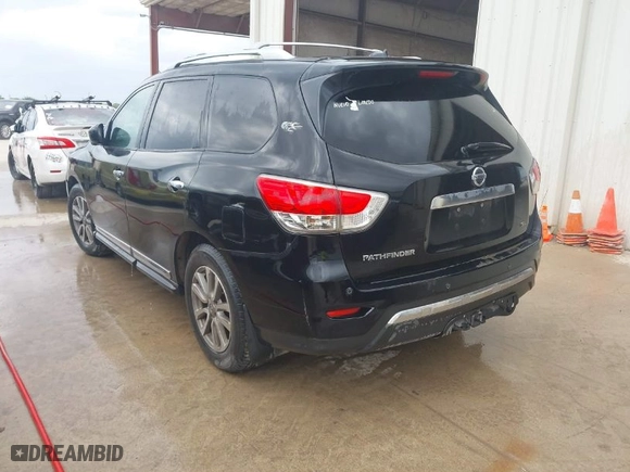 2014 Nissan Pathfinder SV with VIN 5N1AR2MN6EC685344, listed as a IAAI auction lot 42003868 with 174,882 mi miles. Bid and sale history available at carsss.com. Image 3.