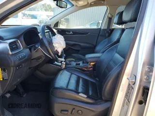 2017 Kia Sorento EX with VIN 5XYPHDA59HG304684, listed as a Copart auction lot 84553104 with 149,605 mi miles and Salvage Title. Bid and sale history available at DreamBid. Image 7.
