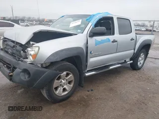 2008 Toyota Tacoma PreRunner with VIN 3TMJU62N78M064162, listed as a IAAI auction lot 41544142 with 195,525 mi miles. Bid and sale history available at carsss.com. Image 2.