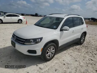 2017 Volkswagen Tiguan S with VIN WVGAV7AX2HK035709, listed as a Copart auction lot 51863655 with 142,799 mi miles and Clean title. Bid and sale history available at DreamBid. Image 1.