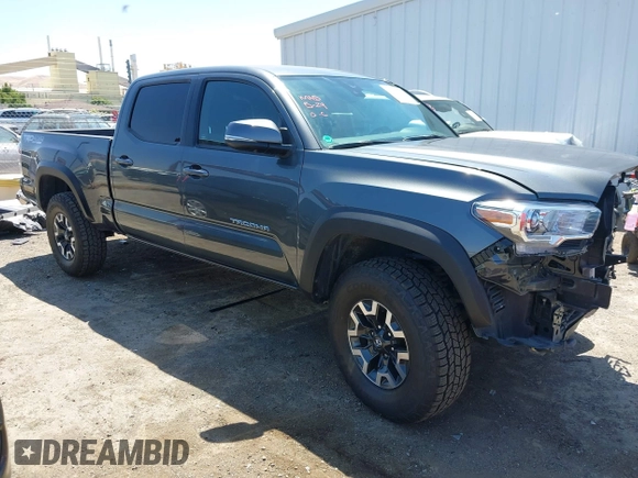 2023 Toyota Tacoma SR5 z VIN 3TMDZ5BN6PM153633, wystawiony jako IAAI lot #42353187 z przebiegiem 50 020 mil mil oraz . Historia ofert i sprzedaży dostępna na DreamBid. Obrazek 1.