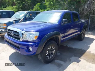 2005 Toyota Tacoma PreRunner z VIN 3TMJU62N75M001803, wystawiony jako IAAI lot #42329450 z przebiegiem 138 188 mil mil oraz . Historia ofert i sprzedaży dostępna na DreamBid. Obrazek 17.