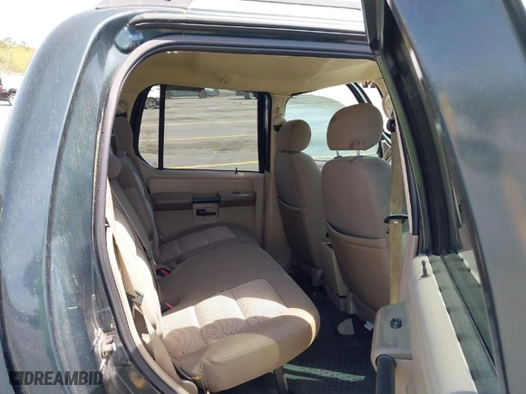 2004 Ford Explorer Sport Trac XLS with VIN 1FMZU67K24UA13302, listed as a IAAI auction lot 41897167 with 1 mi miles. Bid and sale history available at carsss.com. Image 8.