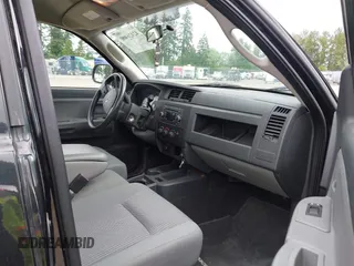 2009 Dodge Dakota with VIN 1D7HW32P09S798360, listed as a IAAI auction lot 42426400 with 50,988 mi miles and . Bid and sale history available at DreamBid. Image 5.