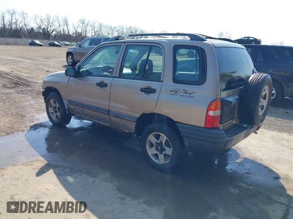2002 Chevrolet Tracker with VIN 2CNBJ13C026911257, listed as a IAAI auction lot 41760465 with 135,549 mi miles and . Bid and sale history available at DreamBid. Image 3.