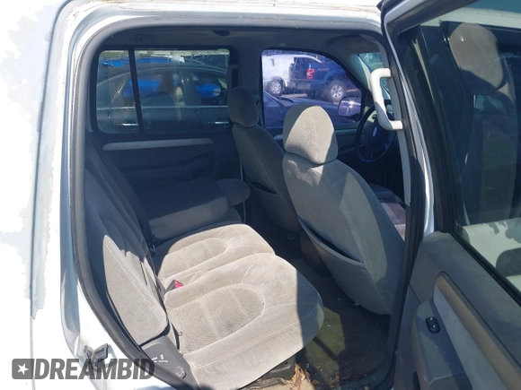 2004 Ford Explorer XLT with VIN 1FMZU73K54UB28990, listed as a IAAI auction lot 42107171 with 213,002 mi miles and . Bid and sale history available at DreamBid. Image 8.