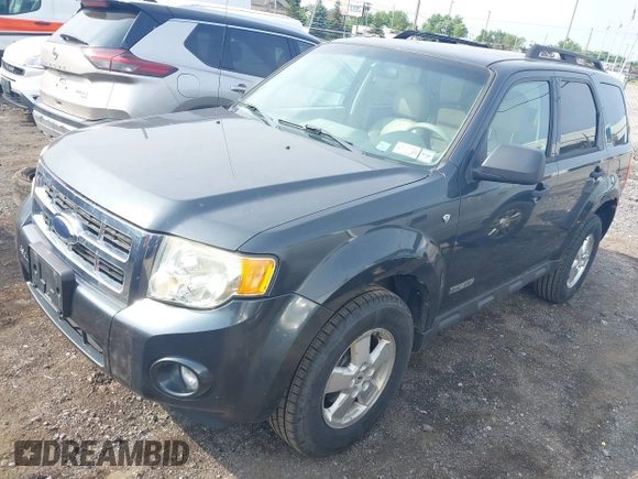 2008 Ford Escape XLT с VIN 1FMCU93108KE60815, выставлен на аукционе IAAI как лот 42504139 с пробегом 138 911 миль миль и . История ставок и продаж доступна на DreamBid. Изображение 2.