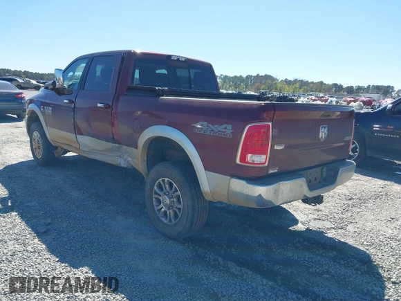 2017 Ram 2500 Laramie z VIN 3C6UR5FL6HG693953, wystawiony jako IAAI lot #41849571 z przebiegiem 99 754 mil mil oraz . Historia ofert i sprzedaży dostępna na DreamBid. Obrazek 3.