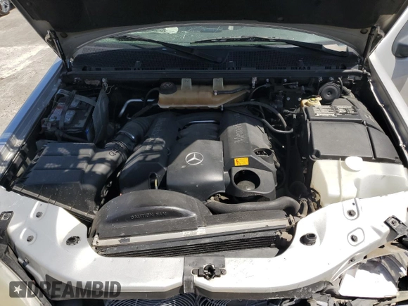 2001 Mercedes-Benz M 320/430/500 z VIN 4JGAB54E71A270139, wystawiony jako Copart lot #57175625 z przebiegiem 154 870 mil mil oraz Szkoda całkowita • Salvage title. Historia ofert i sprzedaży dostępna na DreamBid. Obrazek 12.